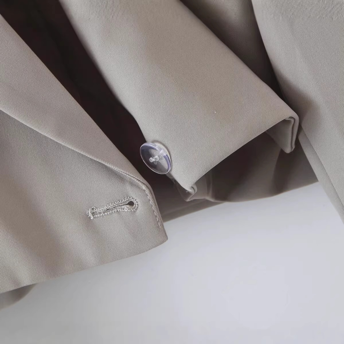 Elegant Cropped Blazer Dress Set With Angled Buttons - Image 3