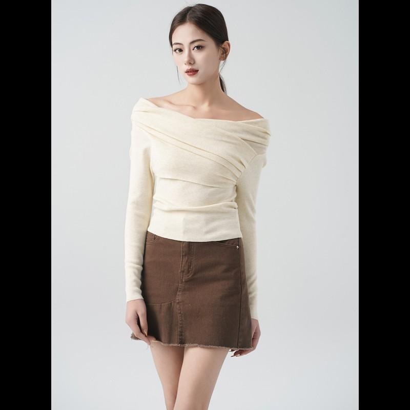 Off-Shoulder Knit Long-Sleeve Top - Image 5