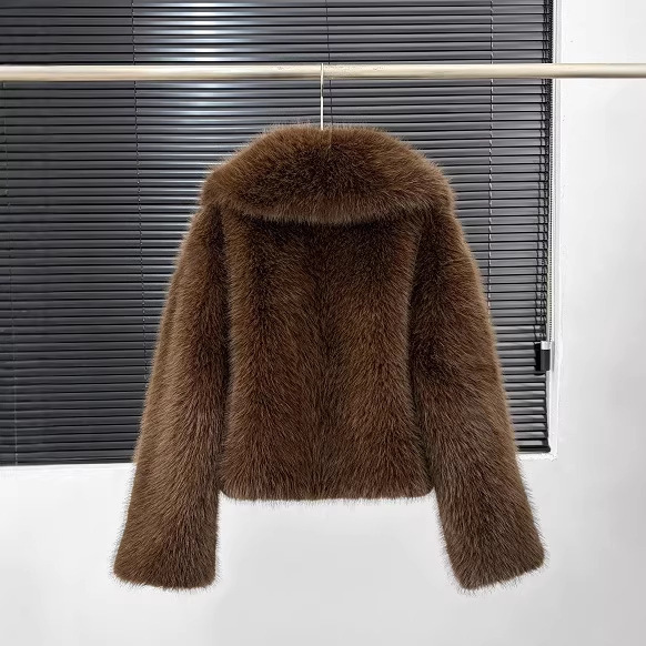 Faux Mink Velvet Thickened Faux Fur Coat - Image 4